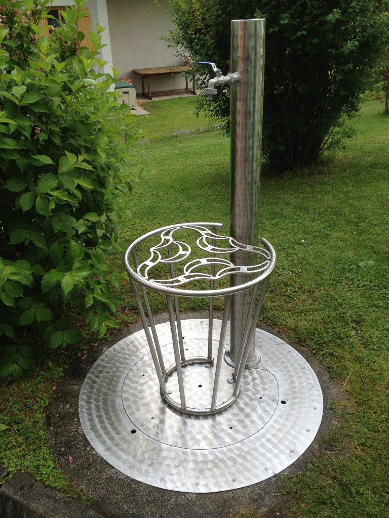 Hausbrunnen aus Edelstahl für Anspruchsvolle!
